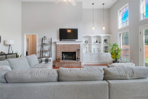 95 CEDAR RIDGE Drive