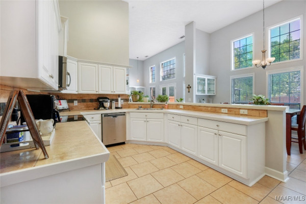 95 CEDAR RIDGE Drive