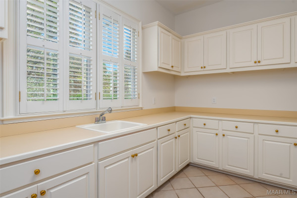 7266 Wynlakes Boulevard