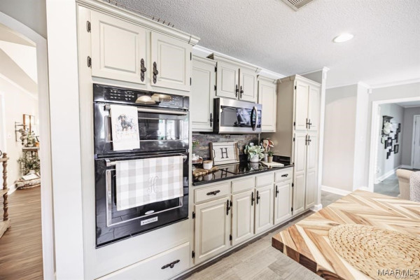 7807 Halcyon Forest Trail