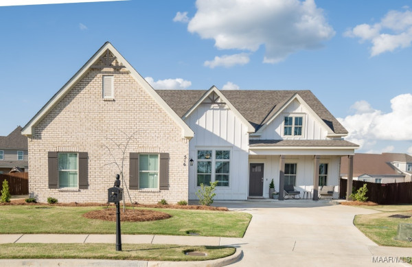 516 Pointer Place