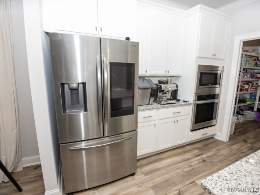516 Pointer Place