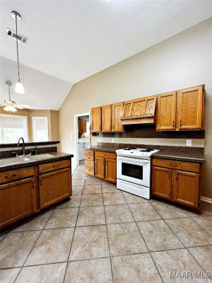 1565 Emerald Mountain Parkway