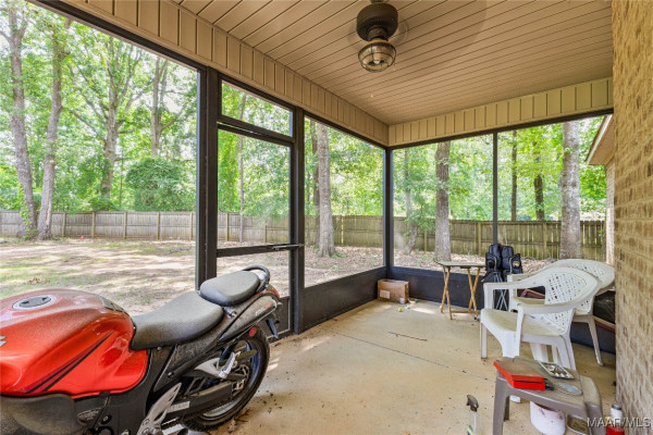 126 N Dogwood Terrace
