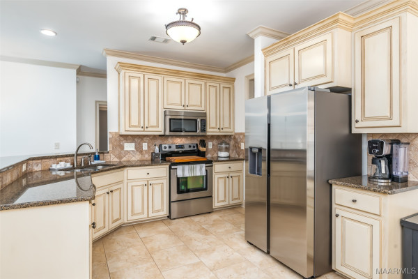 9319 TURNBERRY PARK Drive