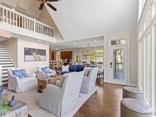 522 Ridgeway Drive
