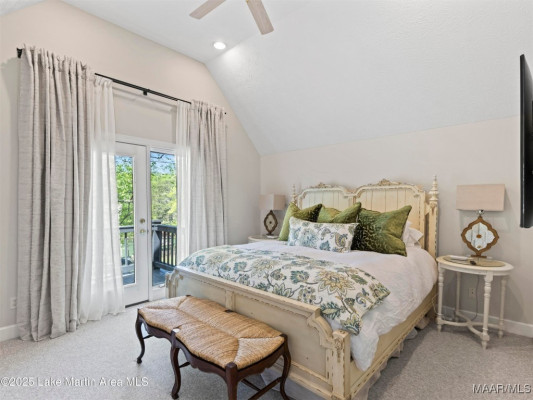 522 Ridgeway Drive