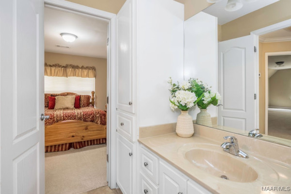 1590 Emerald Mountain Parkway