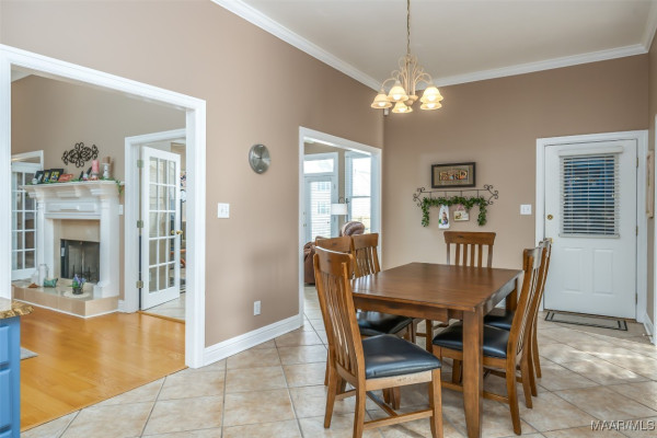8681 Huntingdon Ridge Lane