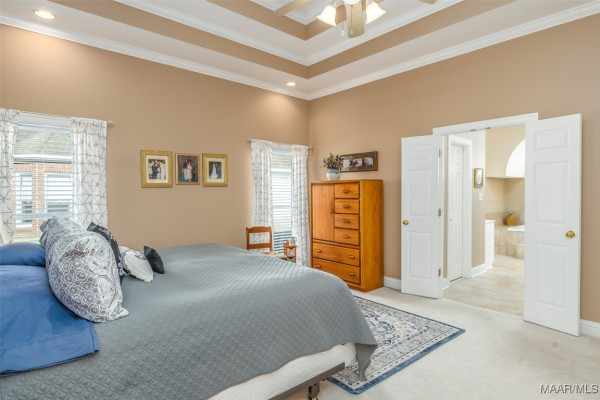 8681 Huntingdon Ridge Lane