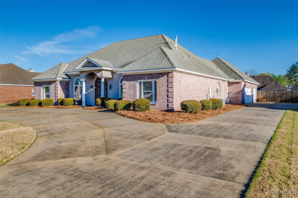 8681 Huntingdon Ridge Lane