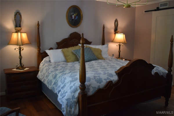 8109 MOSSY OAK Drive