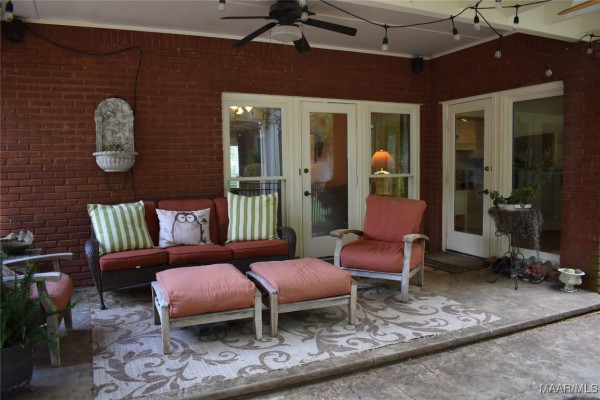 8109 MOSSY OAK Drive