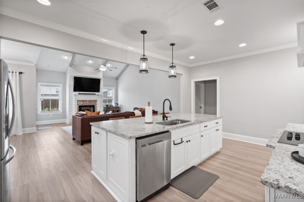 1247 Charleston Drive