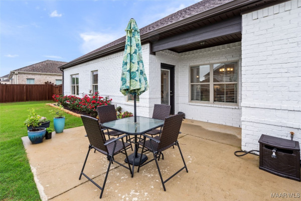 1247 Charleston Drive