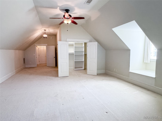 3420 OAK GROVE Circle