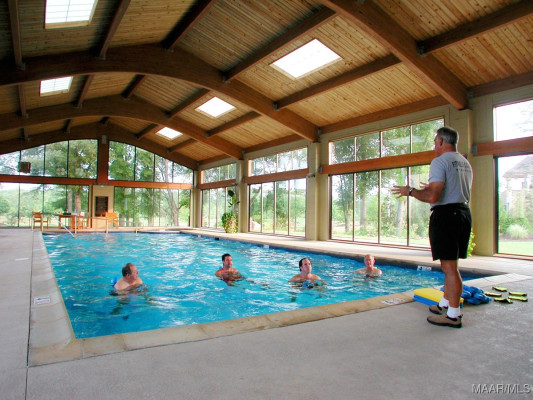 3420 OAK GROVE Circle