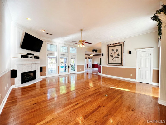 185 Magnolia Place Drive