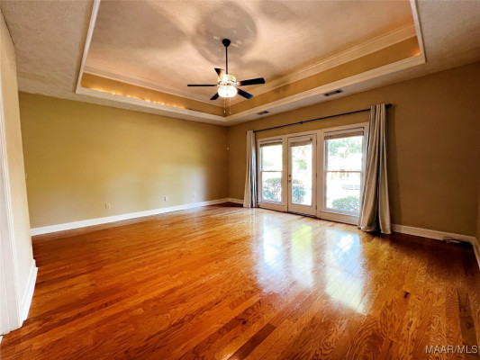 185 Magnolia Place Drive