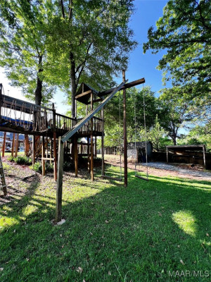 185 Magnolia Place Drive