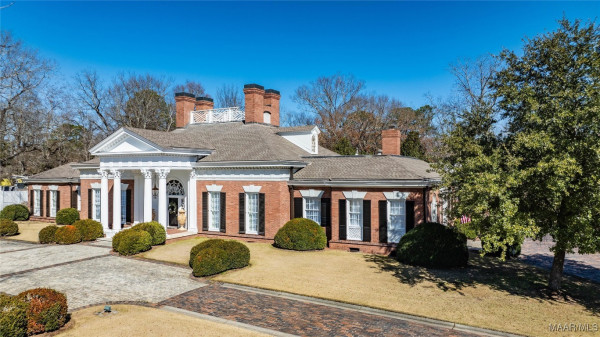 2333 Woodley Road