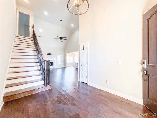 8925 Thompson Ridge Loop