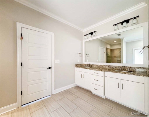 8925 Thompson Ridge Loop