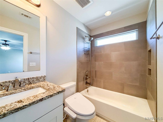 8925 Thompson Ridge Loop