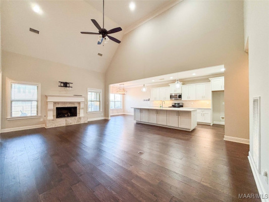 8925 Thompson Ridge Loop