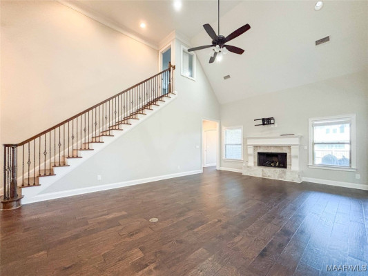 8925 Thompson Ridge Loop