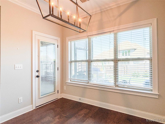 8925 Thompson Ridge Loop