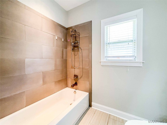 8925 Thompson Ridge Loop