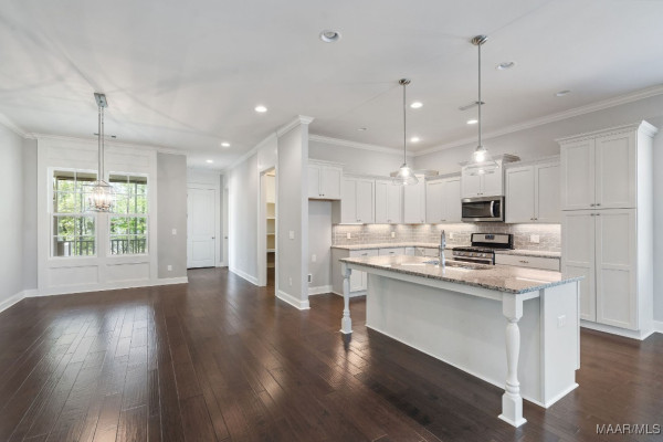 154 Forest Glen Drive