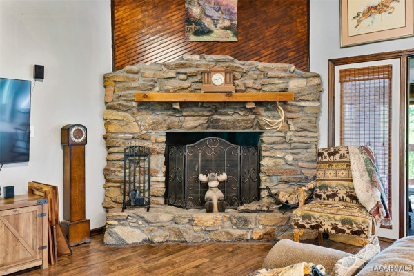 555 Cripple Creek Road