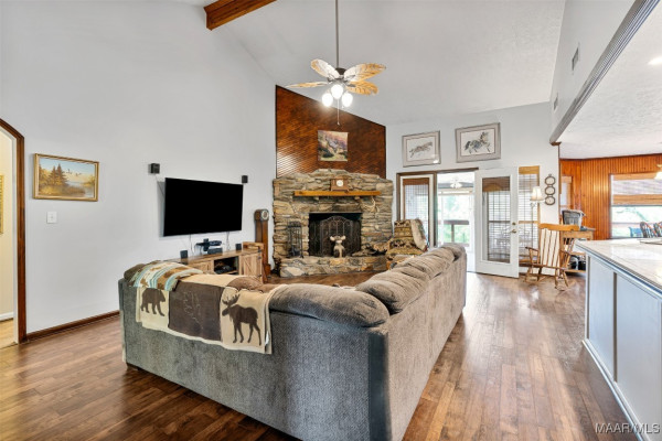 555 Cripple Creek Road