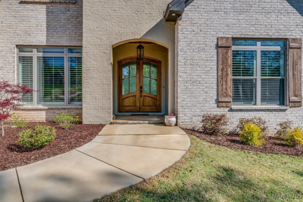 1215 Brookwood Drive