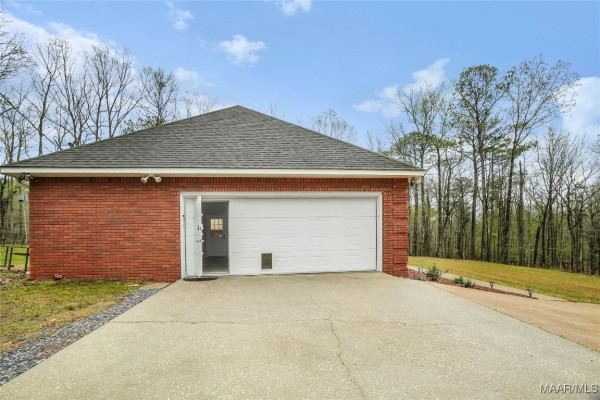 320 Wildwood Lane