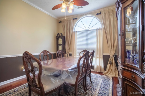 6416 Eastwood Glen Drive