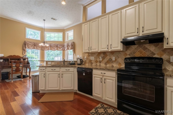 6416 Eastwood Glen Drive