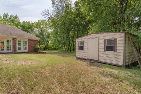 6416 Eastwood Glen Drive