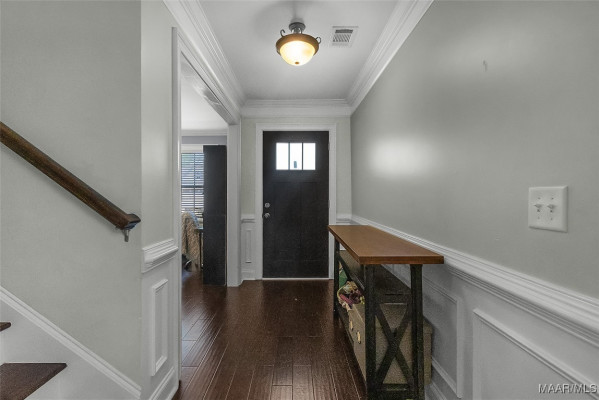 1136 Benjamin Way
