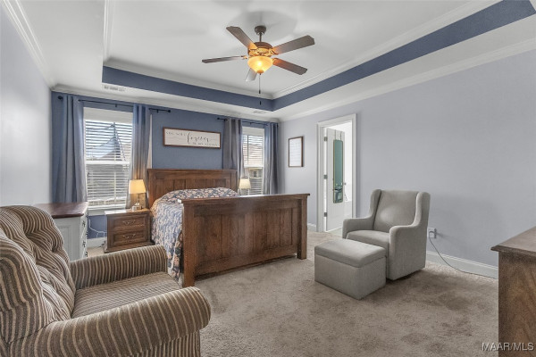 1136 Benjamin Way
