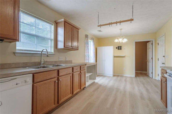 242 Ridgeview Drive
