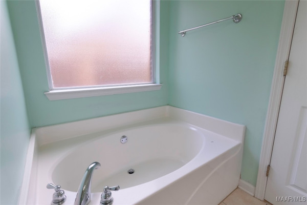 242 Ridgeview Drive