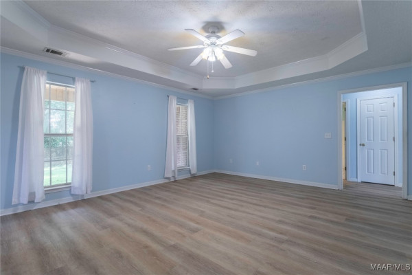 242 Ridgeview Drive