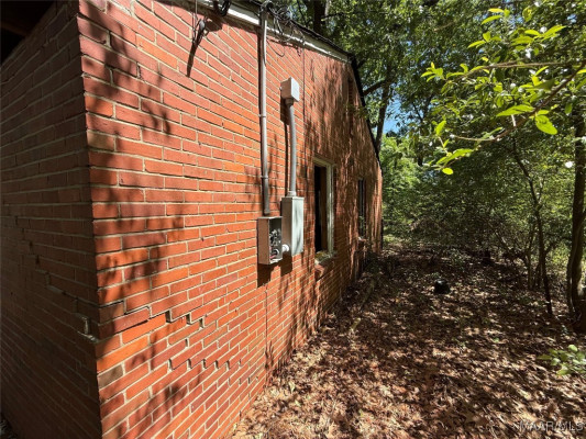 210 COLLINWOOD Avenue