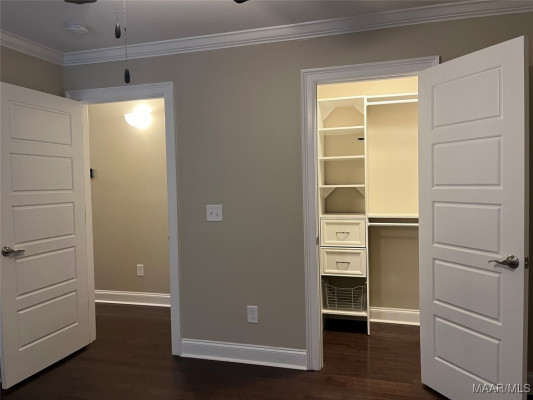 1109 Benjamin Way