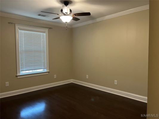 1109 Benjamin Way