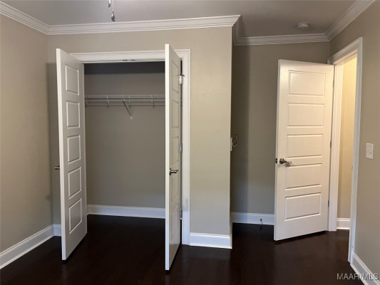 1109 Benjamin Way