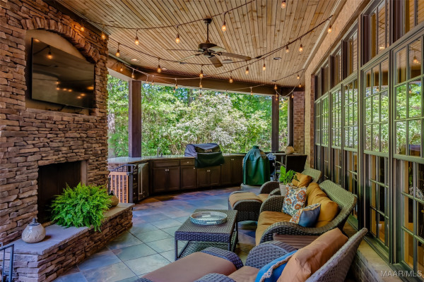 217 Buckhead Drive